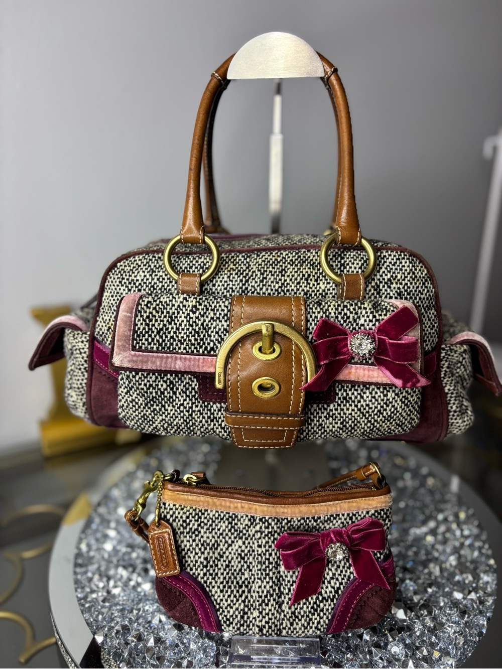 Coach 2005 vintage Soho Tweed Y2K Swarovski Bow satchel w/matching wristlet GUC